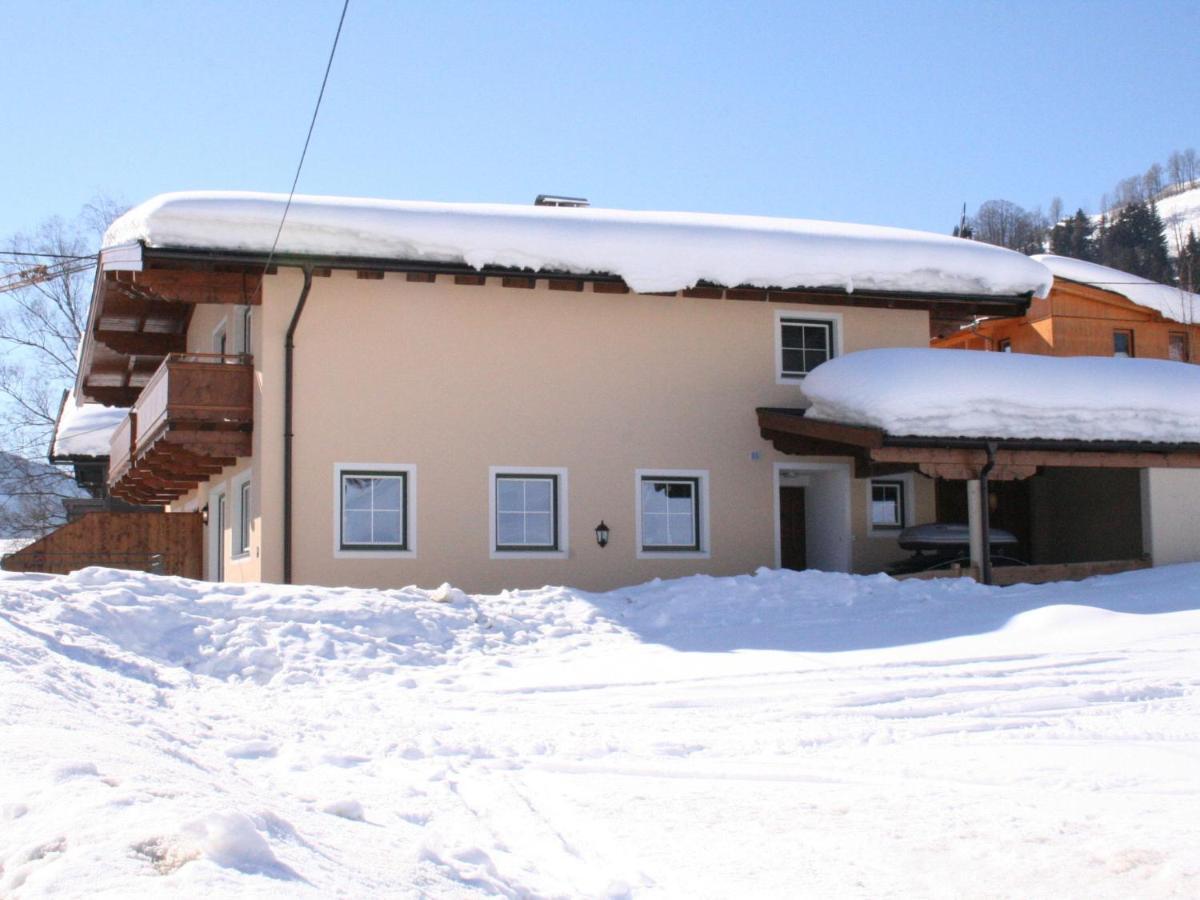 Luxurious Holiday Home With Terrace In Tyrol ブリクセン イン ターレ エクステリア 写真